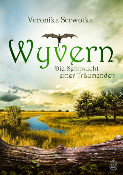 Das Cover zu Wyvern 4 - Prequel - Die Sehnsucht einer Träumenden von Veronika Serwotka. Unten ein Baumstamm, eine weite Wiese, ein See, ein paar Bäume. Oben ein Drache.